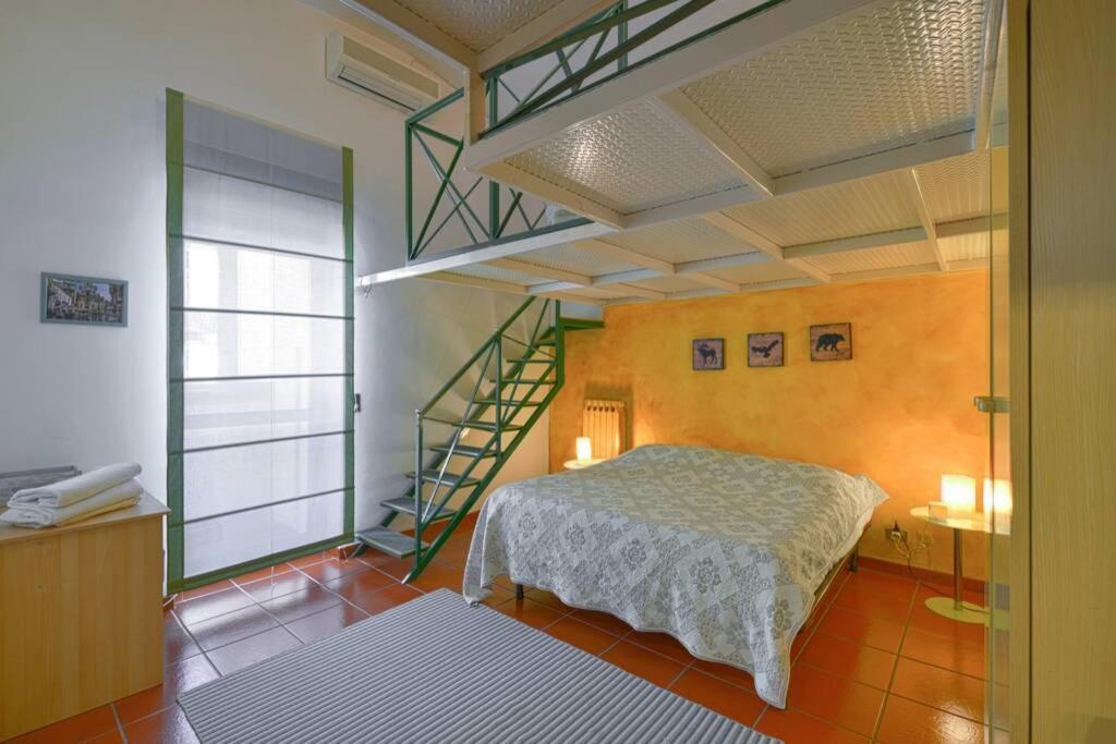 バーリCasa Calefatiアパートメント エクステリア 写真