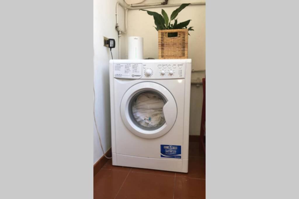 バーリCasa Calefatiアパートメント エクステリア 写真